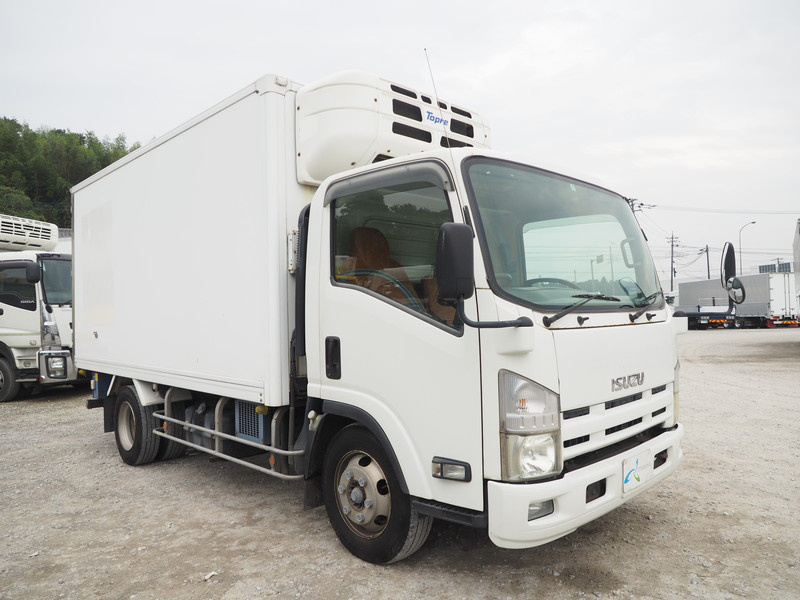 いすゞ エルフ 冷凍バン 小型 BDG-NPR85AN 年式 H21[写真04]