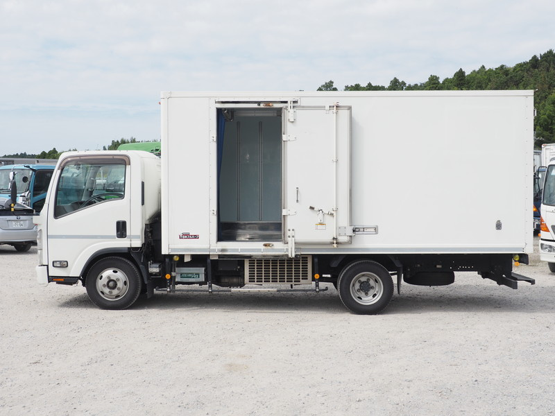 いすゞ エルフ 冷凍バン 小型 TKG-NPR85AN 年式 H26[写真11]