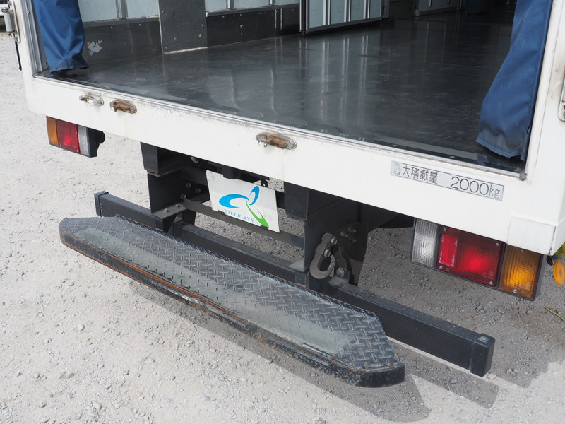 いすゞ エルフ 冷凍バン 小型 TKG-NPR85AN 年式 H26[写真27]