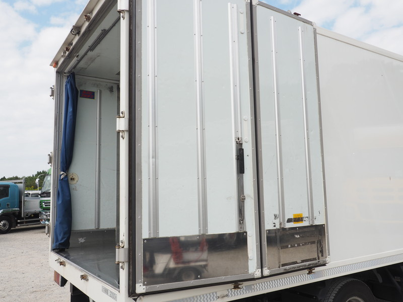 いすゞ エルフ 冷凍バン 小型 TKG-NPR85AN 年式 H26[写真25]