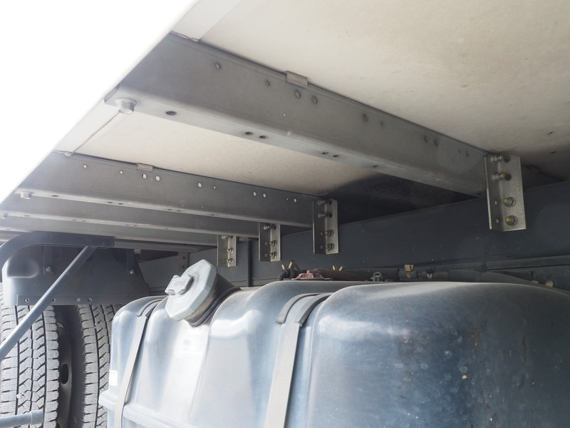 いすゞ エルフ 冷凍バン 小型 TKG-NPR85AN 年式 H26[写真39]