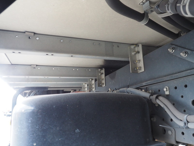 いすゞ エルフ 冷凍バン 小型 TKG-NPR85AN 年式 H26[写真33]