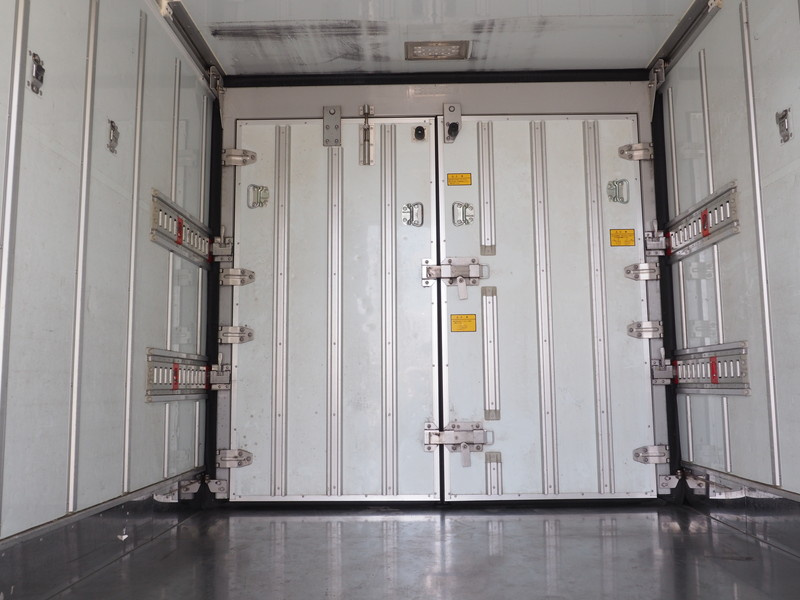 いすゞ エルフ 冷凍バン 小型 TKG-NPR85AN 年式 H26[写真21]