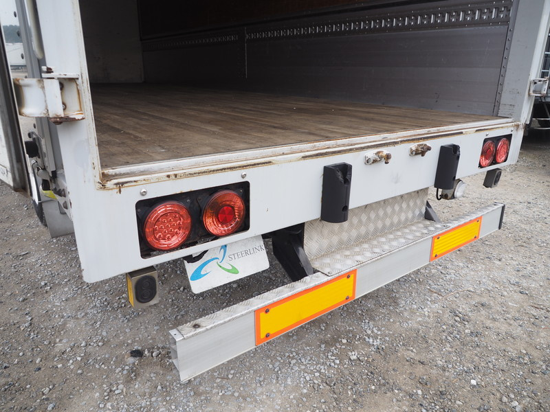 いすゞ フォワード ウイング車 中型 PKG-FRR90T2 年式 H22[写真27]