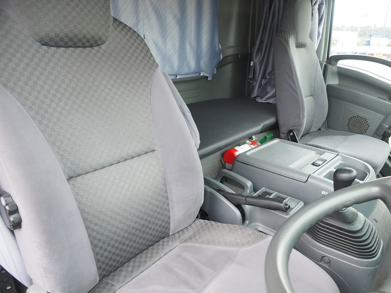 いすゞ フォワード ウイング車 中型 PKG-FRR90T2 年式 H22[写真30]