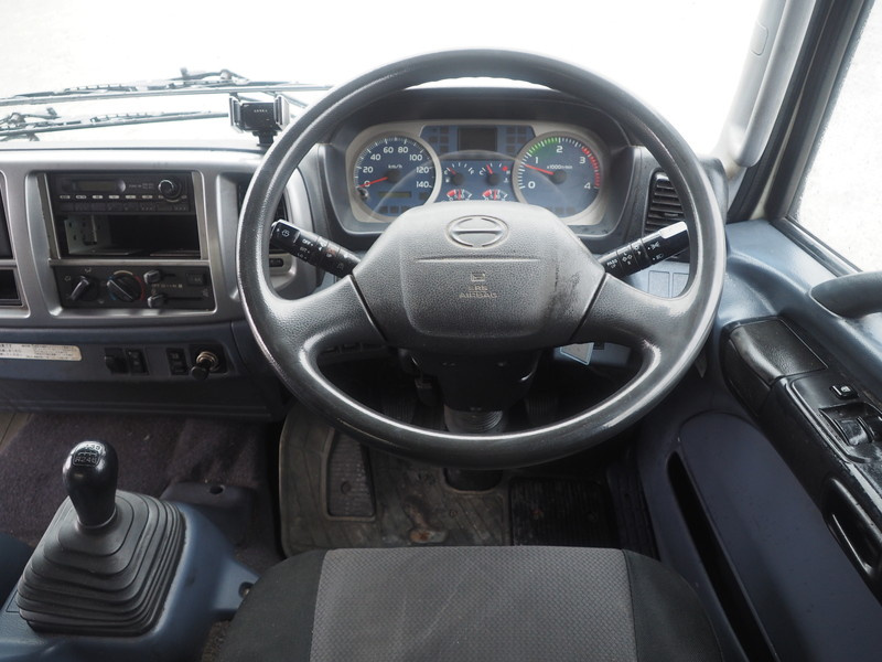 日野 レンジャー バン車 中型 BKG-FD7JLYG 年式 H22[写真24]