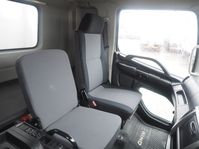 日野 レンジャープロ ウイング車 中型 TKG-FD9JLAG 年式 H27[写真15]