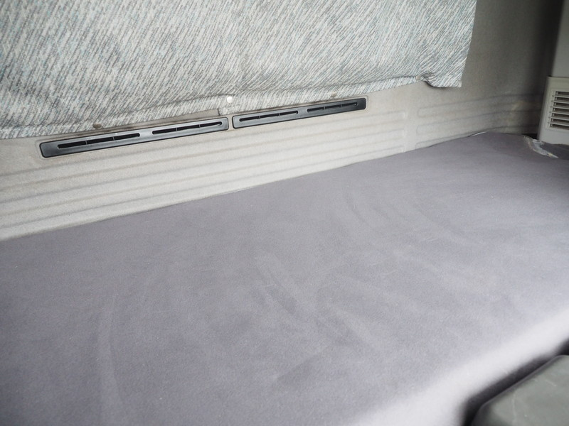 いすゞ ギガ ウイング車 大型 PDG-CYJ77W8A 年式 H21[写真39]