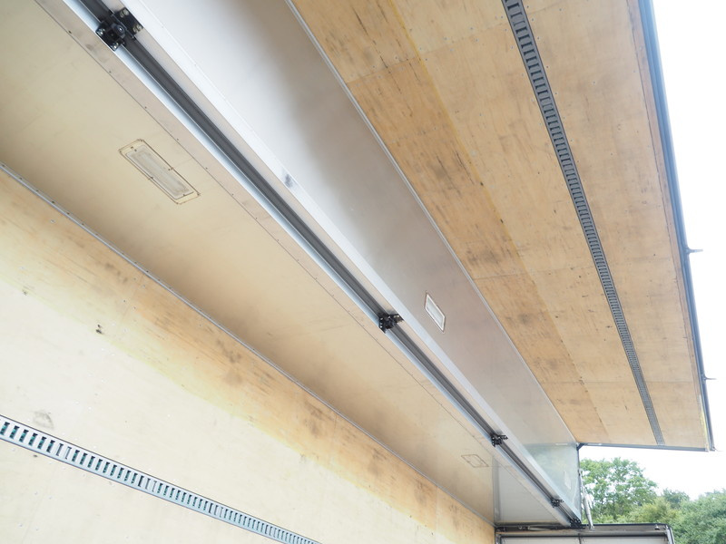 日野 グランドプロフィア ウイング車 大型 QKG-FW1EXBG 年式 H24[写真21]