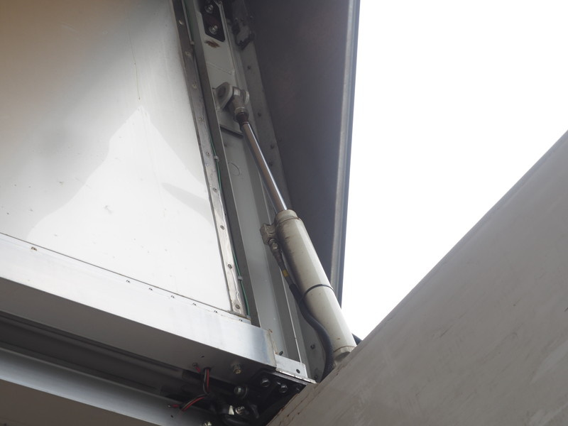 日野 グランドプロフィア ウイング車 大型 QKG-FW1EXBG 年式 H24[写真12]