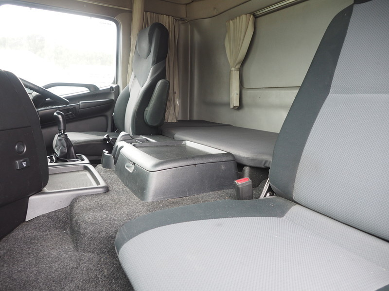 日野 グランドプロフィア ウイング車 大型 QKG-FW1EXBG 年式 H24[写真39]