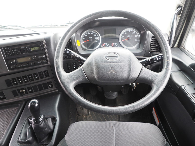 日野 グランドプロフィア ウイング車 大型 QKG-FW1EXBG 年式 H24[写真32]