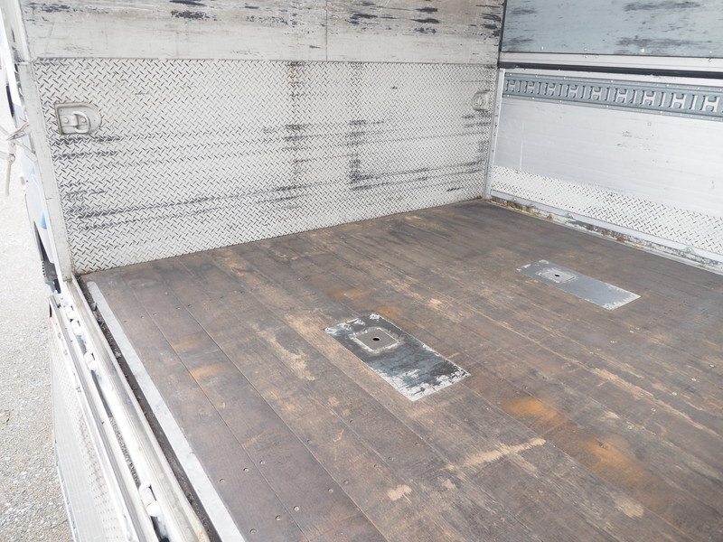 三菱ふそう スーパーグレート ウイング車 大型 BDG-FS54JZ 年式 H20[写真23]