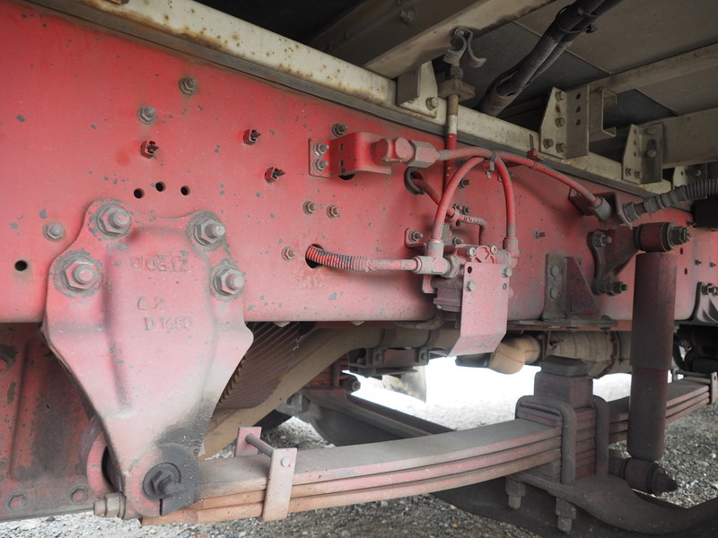 いすゞ ギガ ウイング車 大型 PDG-CYJ77W8 年式 H22[写真41]