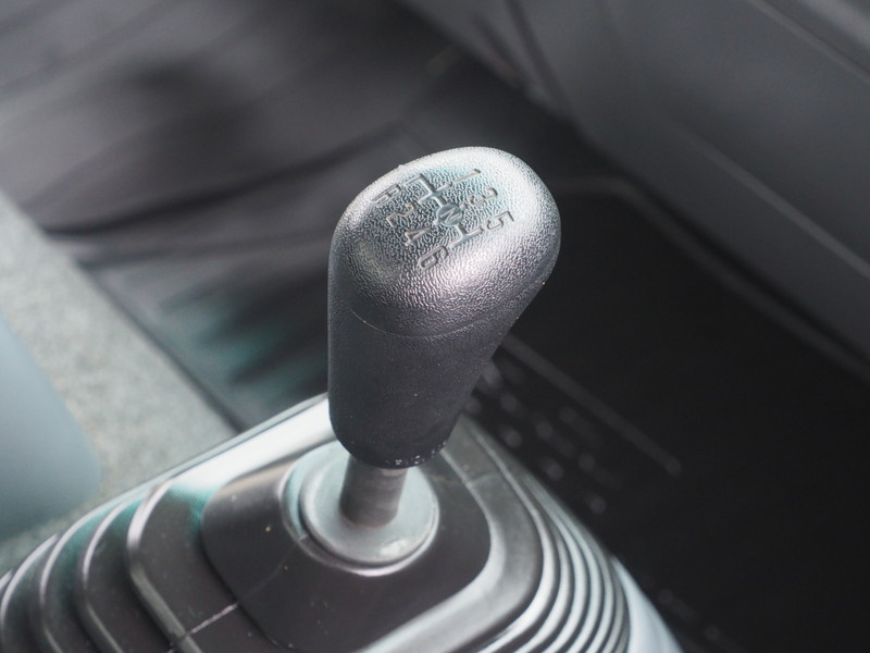 いすゞ フォワード 冷凍バン 中型 TKG-FRR90T2 年式 H25[写真25]