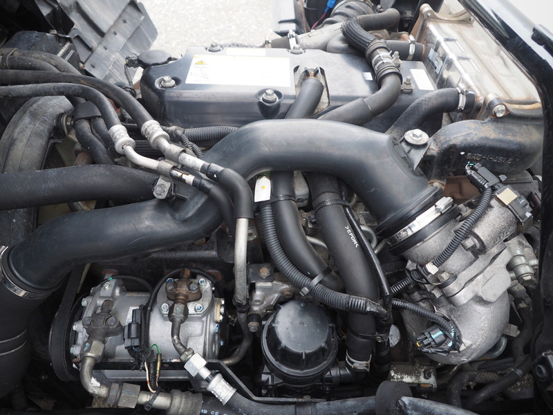 いすゞ フォワード 冷凍バン 中型 TKG-FRR90T2 年式 H25[写真36]