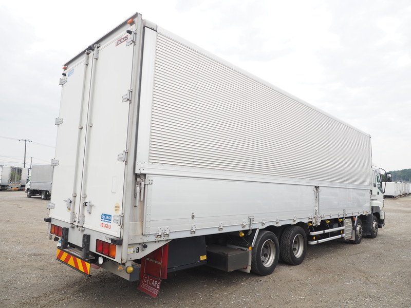 いすゞ ギガ ウイング車 大型 QKG-CYJ77A 年式 H25[写真05]