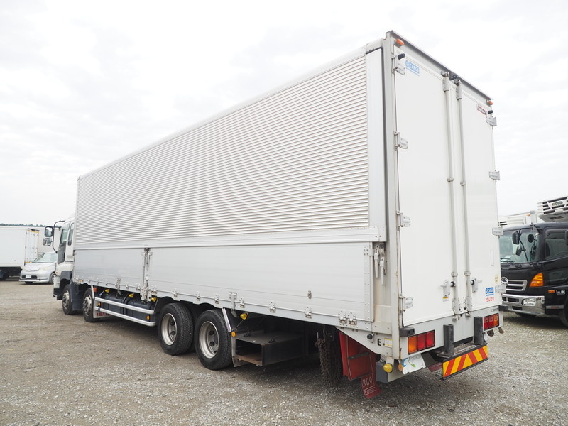 いすゞ ギガ ウイング車 大型 QKG-CYJ77A 年式 H25[写真07]