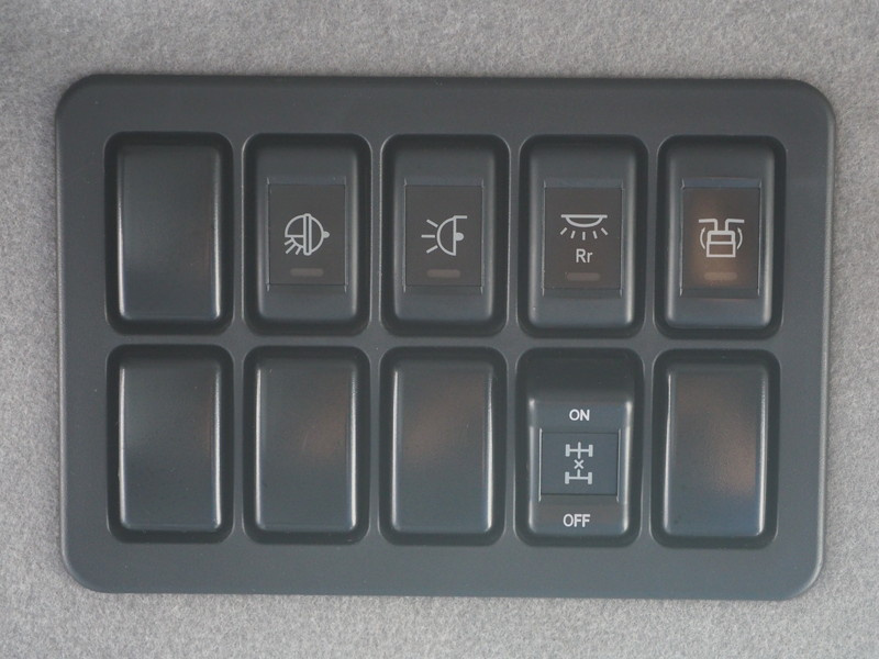 いすゞ ギガ ウイング車 大型 QKG-CYJ77A 年式 H25[写真33]