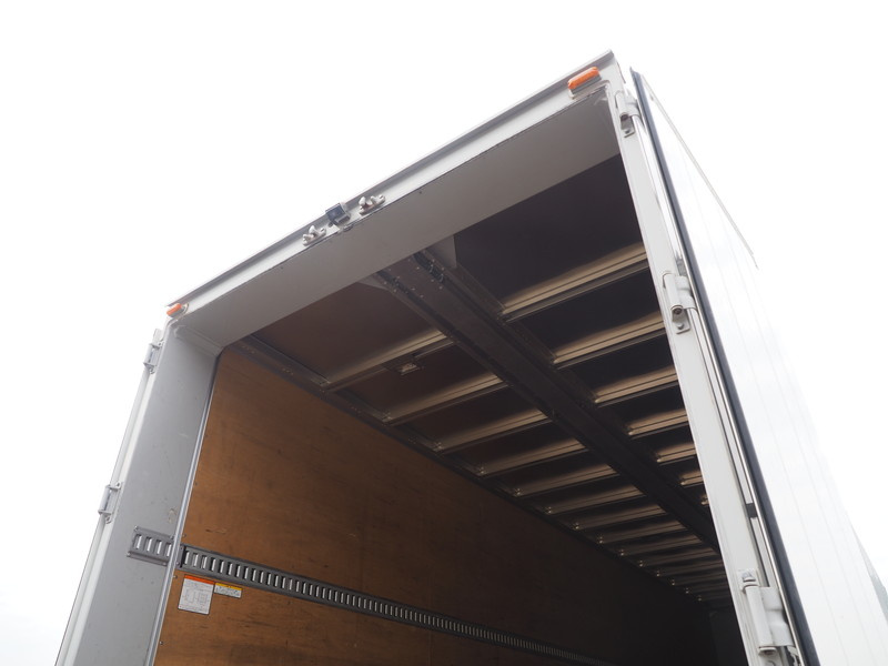 いすゞ ギガ ウイング車 大型 QKG-CYJ77A 年式 H25[写真26]