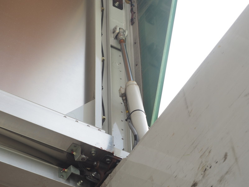 日野 グランドプロフィア ウイング車 大型 BDG-FW1EXYG 年式 H22[写真08]