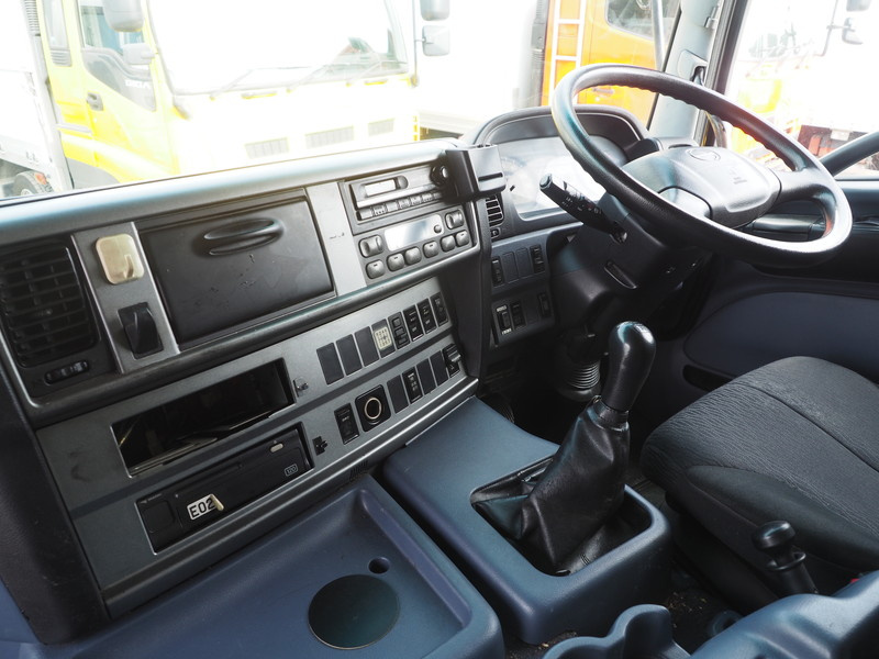 日野 グランドプロフィア ウイング車 大型 BDG-FW1EXYG 年式 H22[写真29]