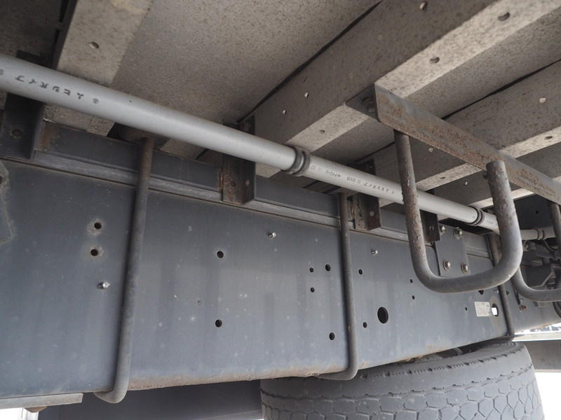 日野 グランドプロフィア ウイング車 大型 BDG-FW1EXYG 年式 H22[写真38]