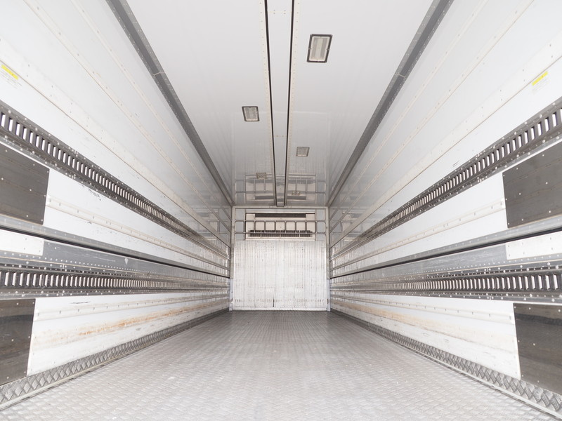 三菱ふそう スーパーグレート 冷凍ウイング 大型 QKG-FS54VZ 年式 H26[写真28]