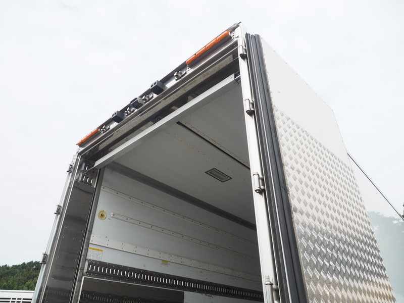 三菱ふそう スーパーグレート 冷凍ウイング 大型 QKG-FS54VZ 年式 H26[写真34]