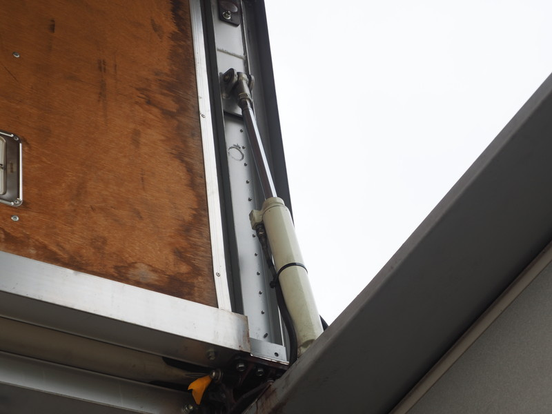 日野 グランドプロフィア ウイング車 大型 BKG-FW1EXYG 年式 H21[写真16]