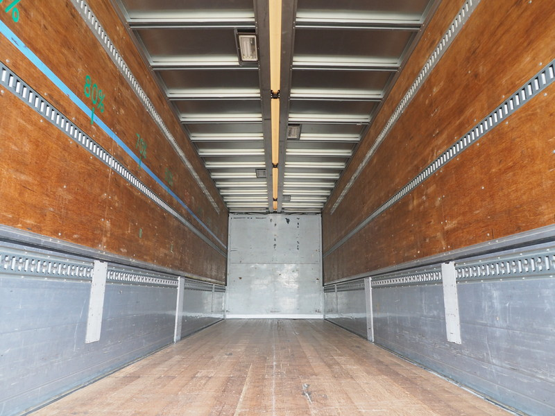 日野 グランドプロフィア ウイング車 大型 BDG-FW1EXYG 年式 H22[写真24]