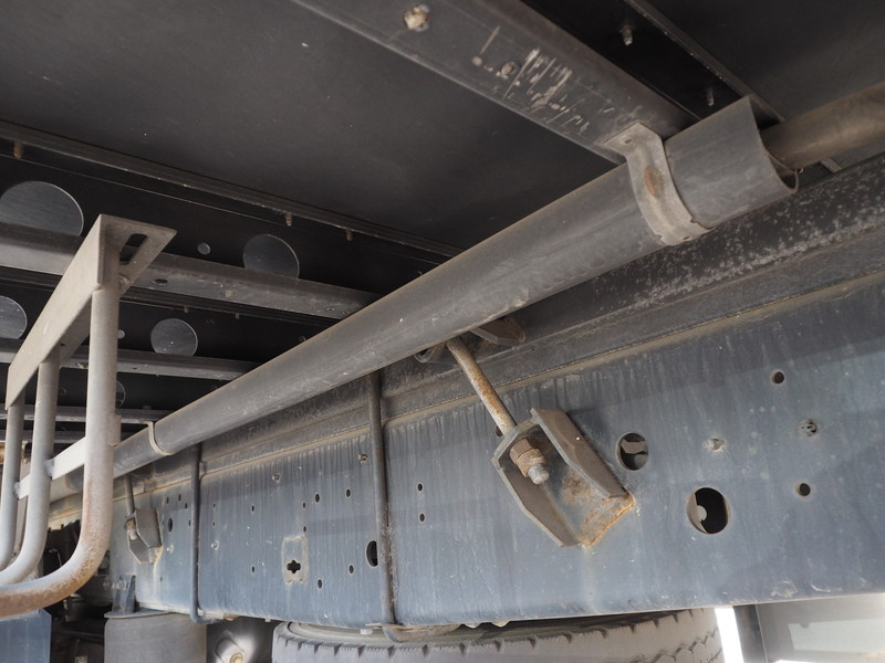 日野 グランドプロフィア ウイング車 大型 BDG-FW1EYYG 年式 H20[写真38]