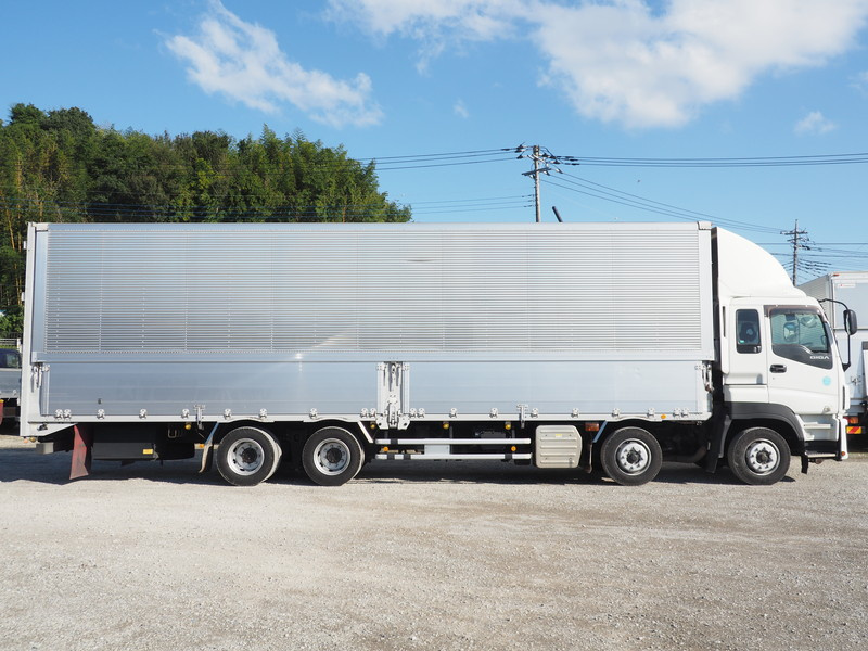 いすゞ ギガ ウイング車 大型 QKG-CYJ77A 年式 H24[写真08]