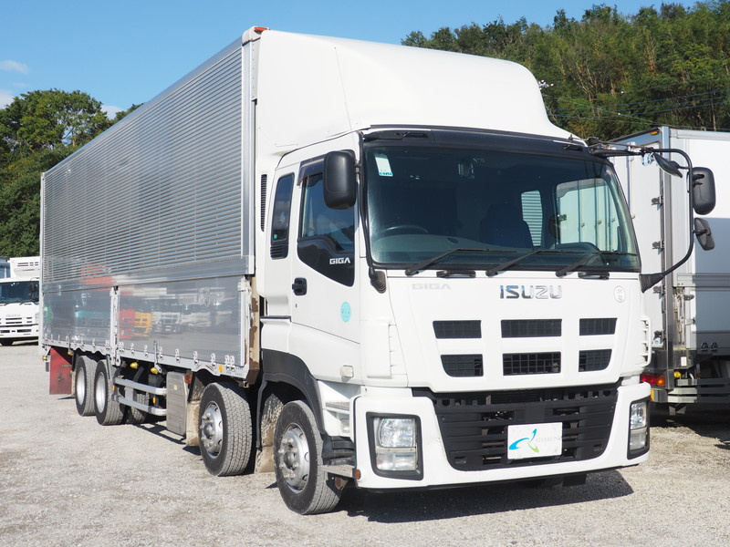 いすゞ ギガ ウイング車 大型 QKG-CYJ77A 年式 H24[写真04]