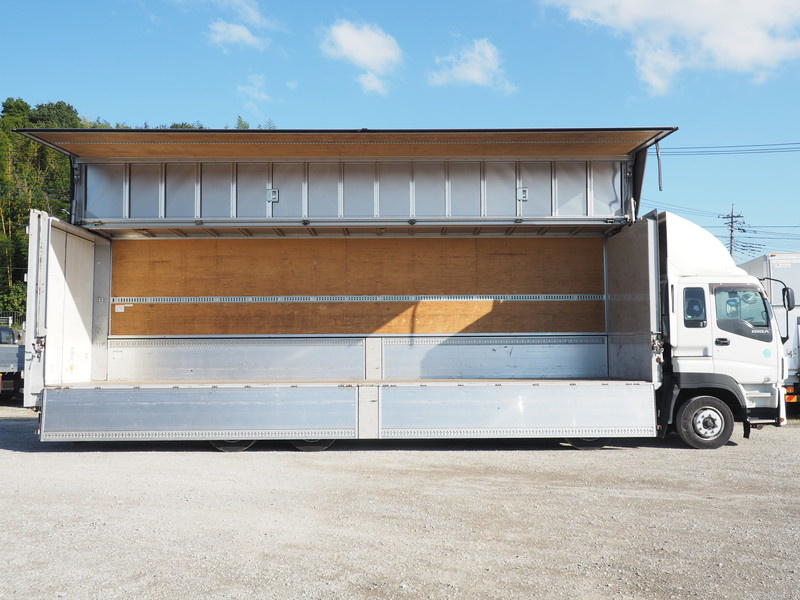 いすゞ ギガ ウイング車 大型 QKG-CYJ77A 年式 H24[写真11]