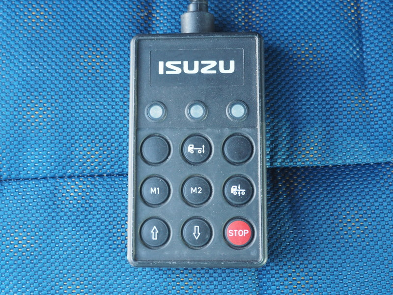 いすゞ ギガ ウイング車 大型 QKG-CYJ77A 年式 H24[写真36]