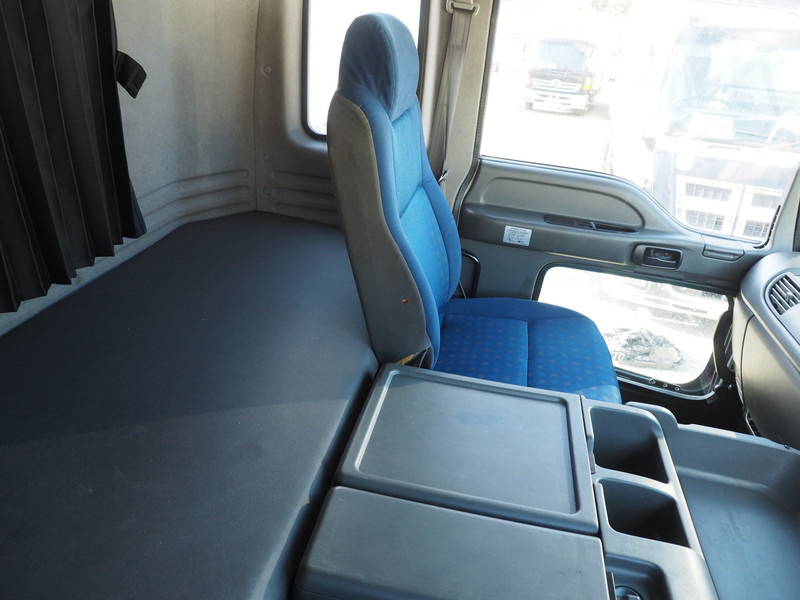 いすゞ ギガ ウイング車 大型 QKG-CYJ77A 年式 H24[写真37]