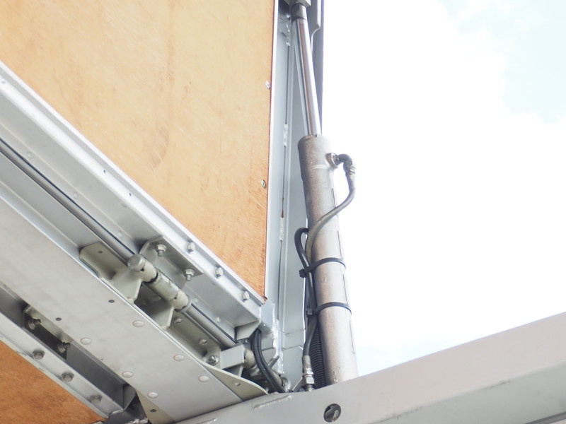 いすゞ フォワード ウイング車 中型 PDG-FRR34T2 年式 H20[写真19]