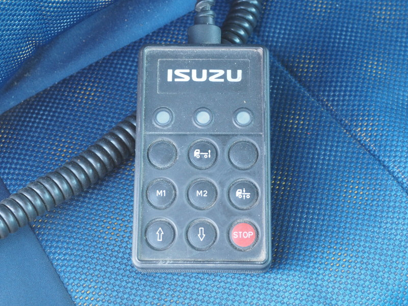 いすゞ ギガ ウイング車 大型 QKG-CYJ77A 年式 H26[写真38]