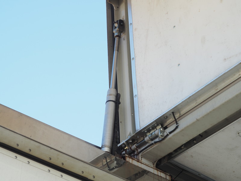 三菱ふそう スーパーグレート ウイング車 大型 QKG-FS55VZ 年式 H24[写真15]