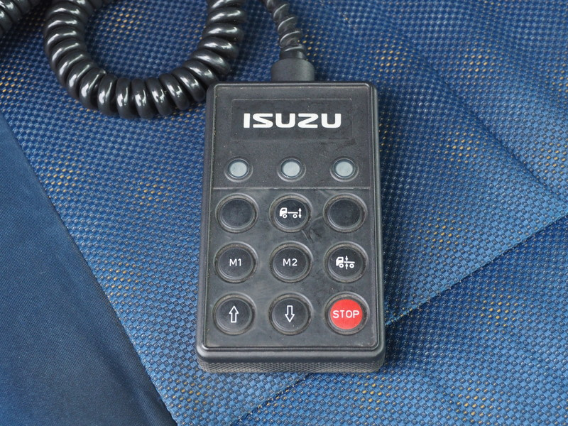 いすゞ ギガ ウイング車 大型 QKG-CYJ77A 年式 H26[写真37]