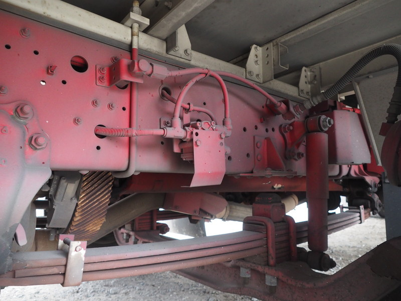 いすゞ ギガ ウイング車 大型 QKG-CYJ77A 年式 H26[写真46]