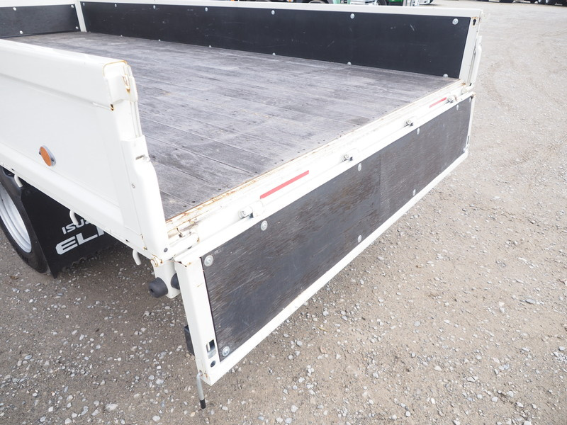 いすゞ エルフ 平ボディ 小型 TRG-NPR85AR 年式 H30[写真22]