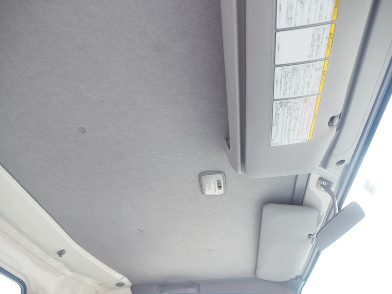 いすゞ エルフ 平ボディ 小型 TRG-NPR85AR 年式 H30[写真28]