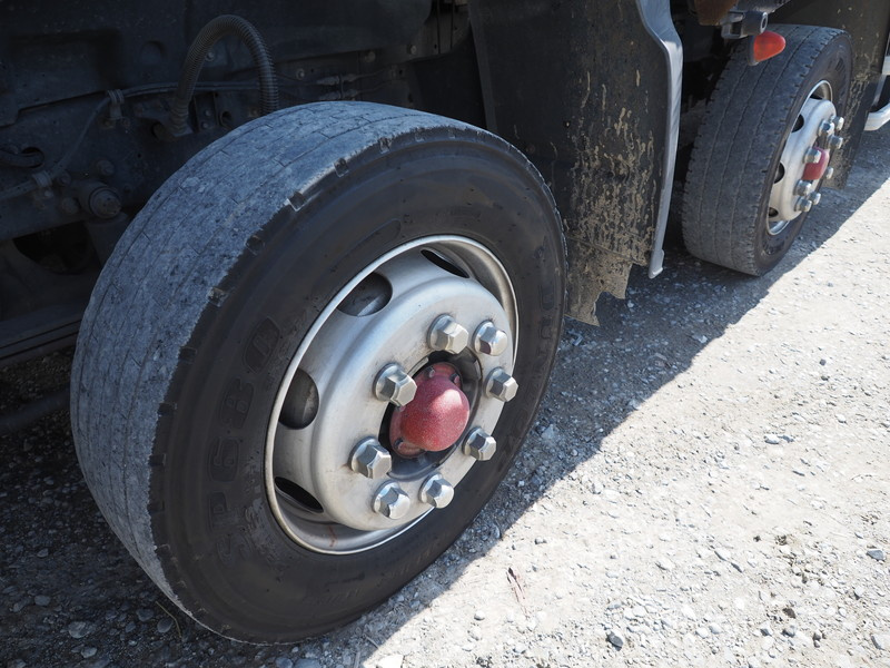 いすゞ ギガ ウイング車 大型 LKG-CYJ77A 年式 H23[写真47]
