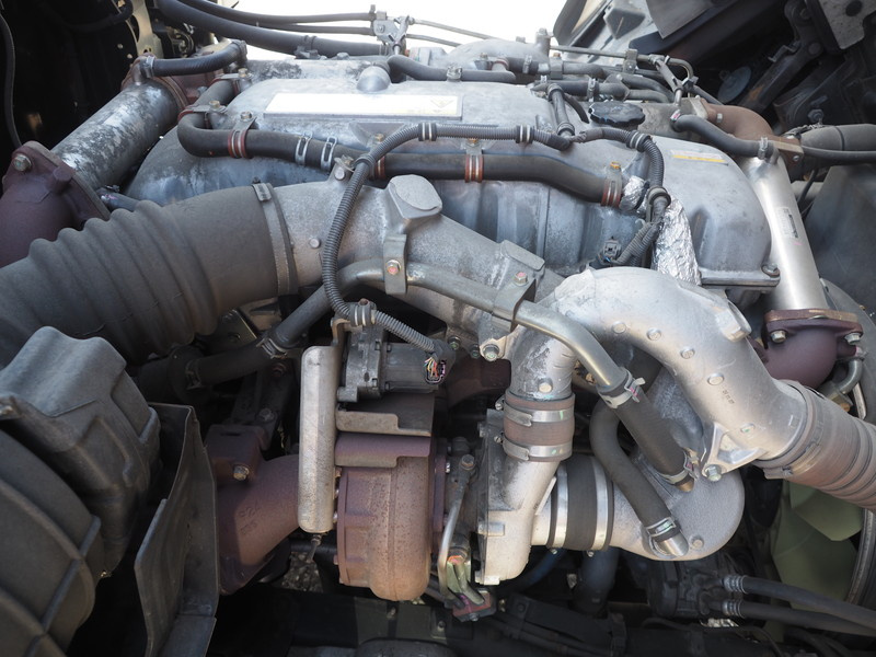 いすゞ ギガ ウイング車 大型 LKG-CYJ77A 年式 H23[写真51]