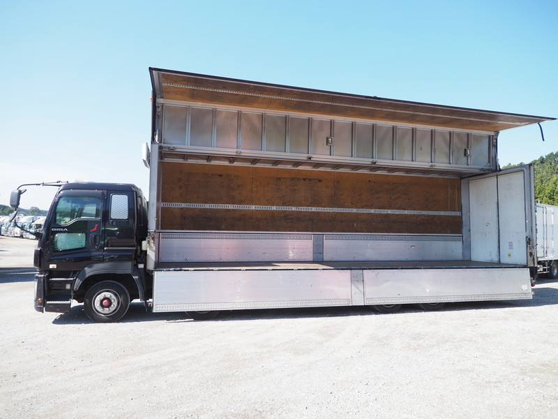 いすゞ ギガ ウイング車 大型 LKG-CYJ77A 年式 H23[写真15]