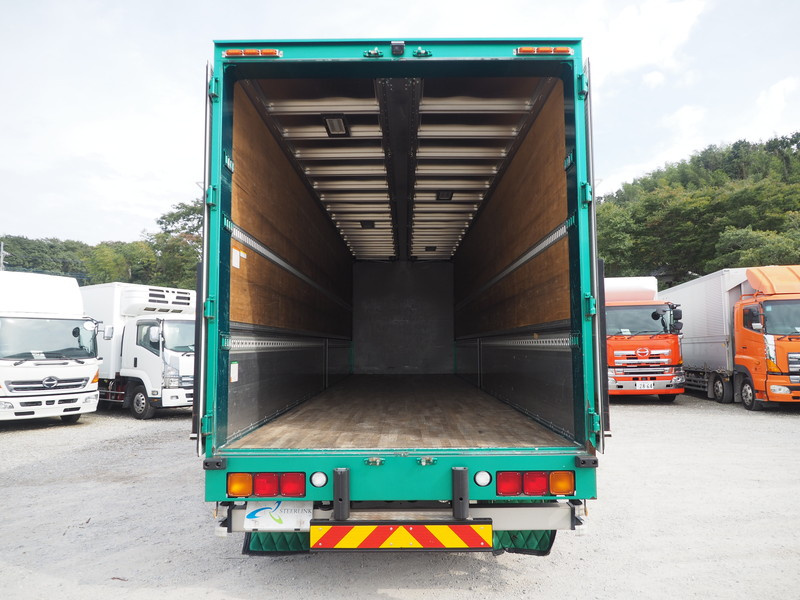 いすゞ ギガ ウイング車 大型 QKG-CYJ77B 年式 H28[写真25]