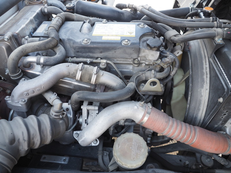 いすゞ フォワード 冷凍バン 中型 TKG-FRR90S2 年式 H25[写真40]