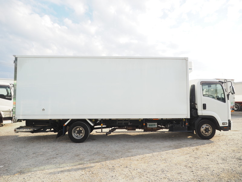 いすゞ フォワード 冷凍バン 中型 TKG-FRR90S2 年式 H25[写真11]